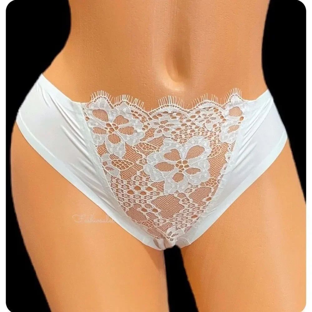 Victoria's Secret Dream Angels Sexy Sheer Lace Detail Thong panty White Small